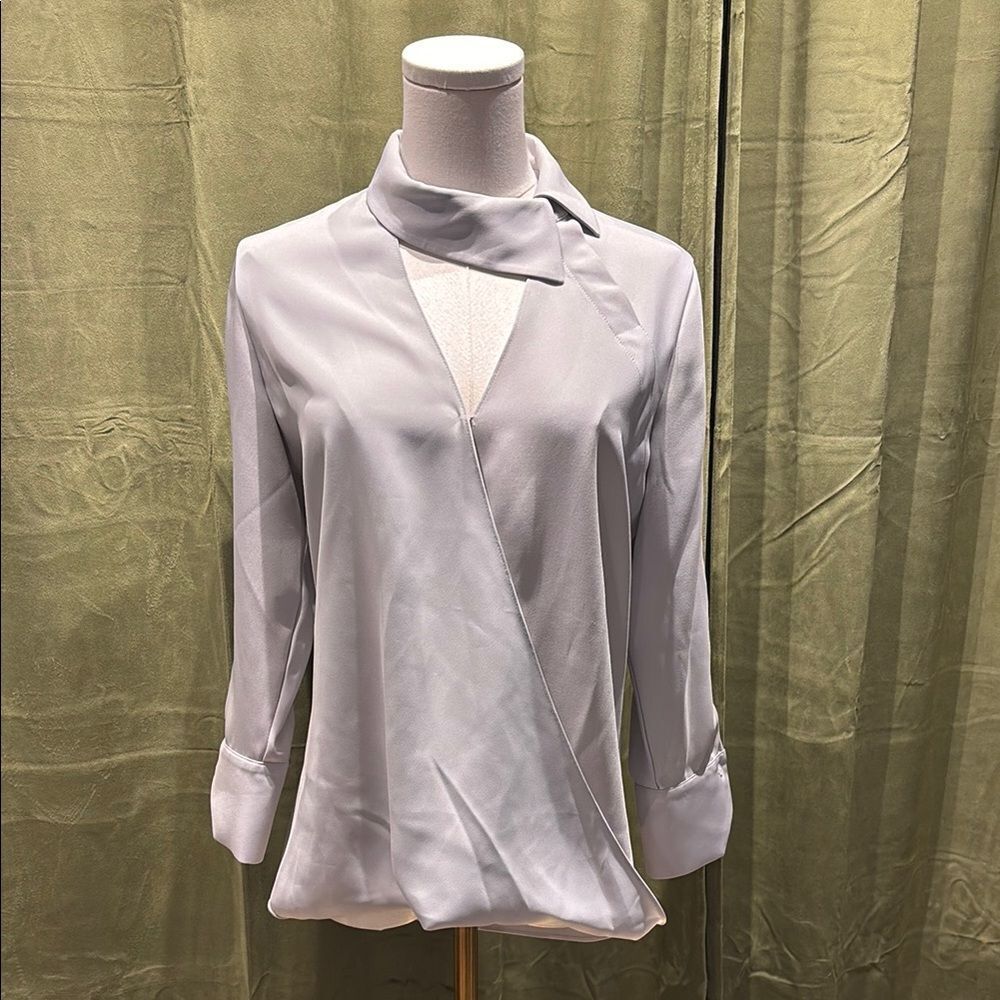 Anna Cate light gray wrap blouse, S